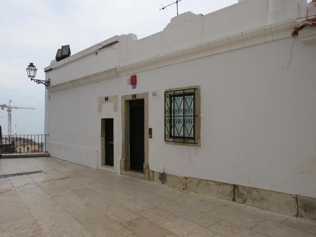 Tagus Apartments by Lisbon Village Apartments 8
