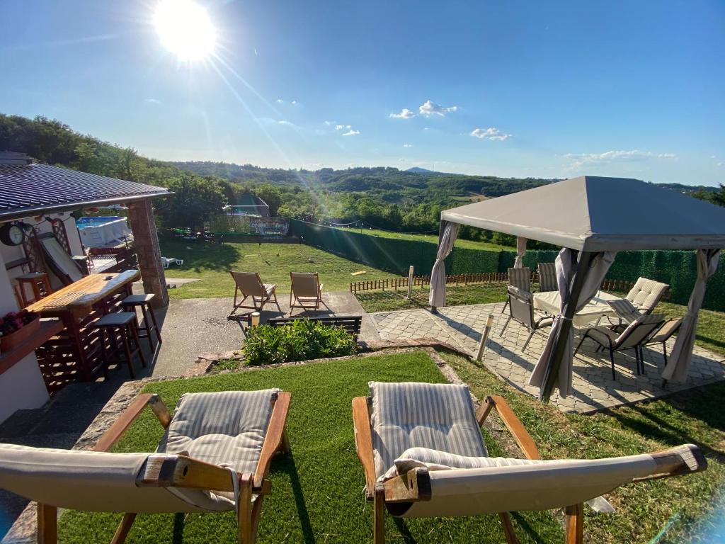 Avala Sunset Apartments 8