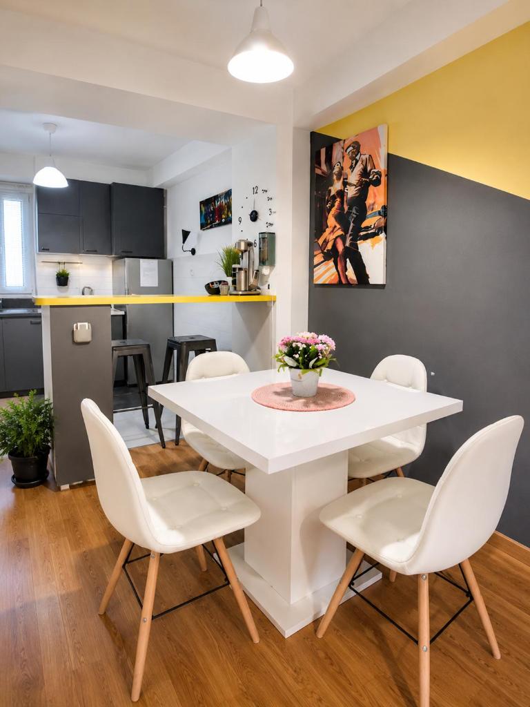 Family&Business Travelers Aerodrom Srna Sunrise Apartment free parking 8