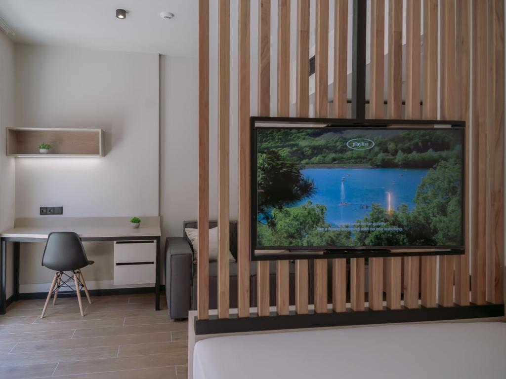 BLAU Student Housing - Students Only 7