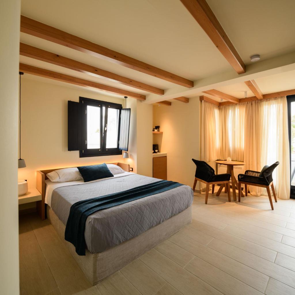 Candele Suites 8