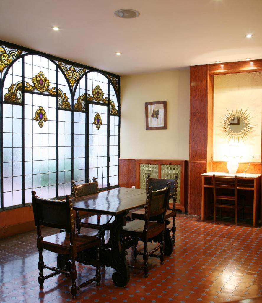 Hotel Mediodia Image