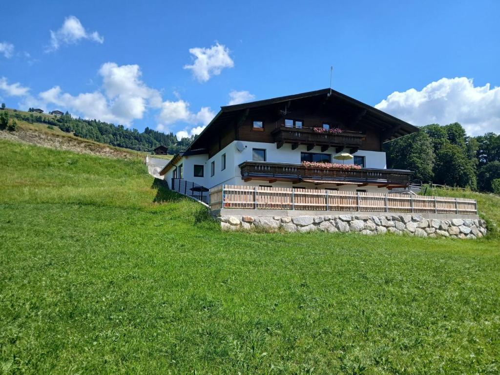 Holiday Home Panoramablick Tauern by Interhome