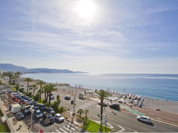 LE MIRAGE, SEA FRONT view, 3 bedrooms, 100m 6