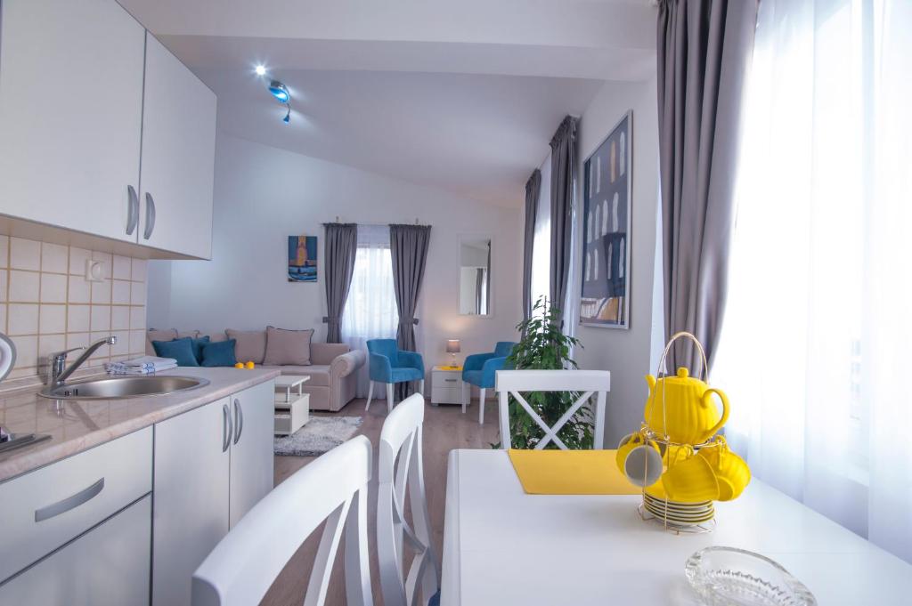 Apartments Grand 4