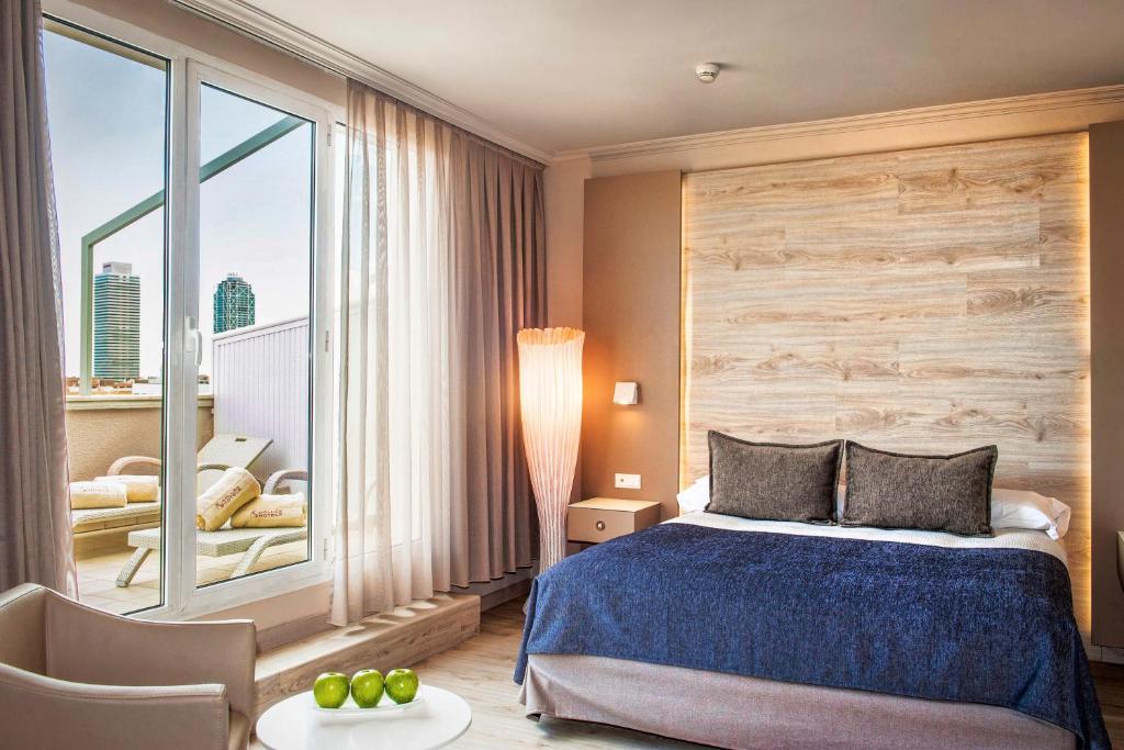 Sallés Hotel Pere IV Image