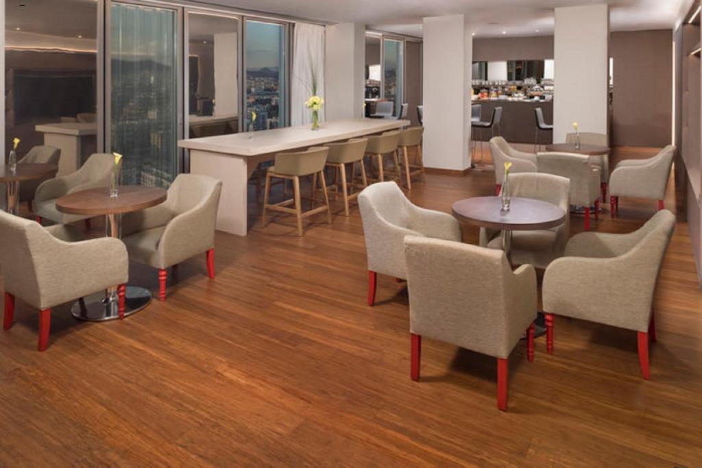 The Level at Melia Barcelona Sky Image