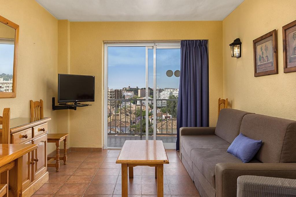 Apartamentos Embajador 6