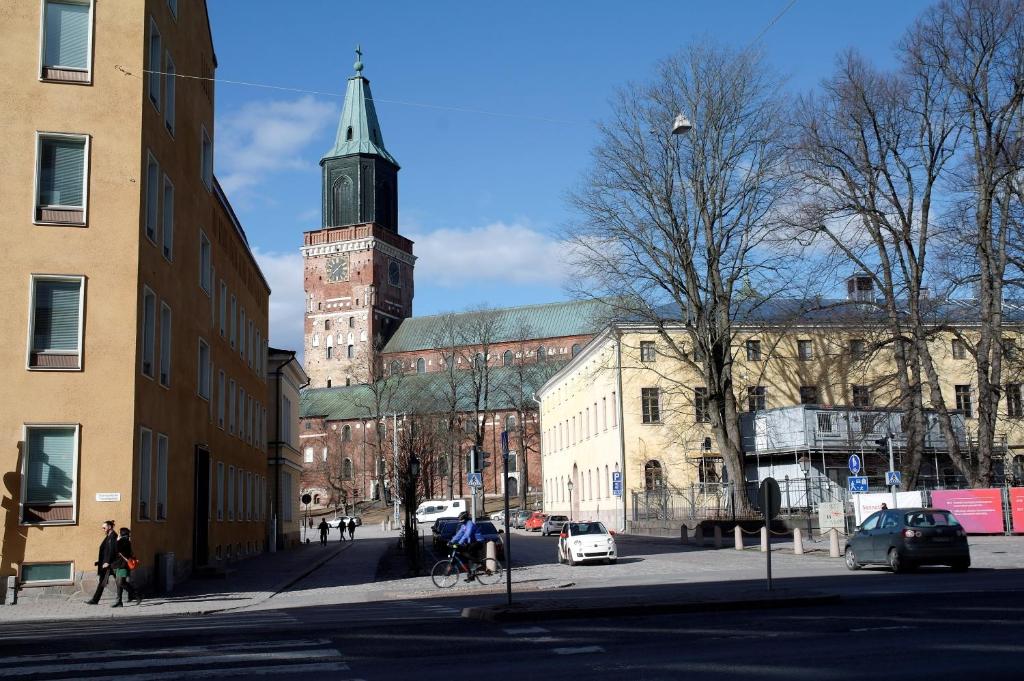Cozy Apartment near Turku Cathedral Church 5