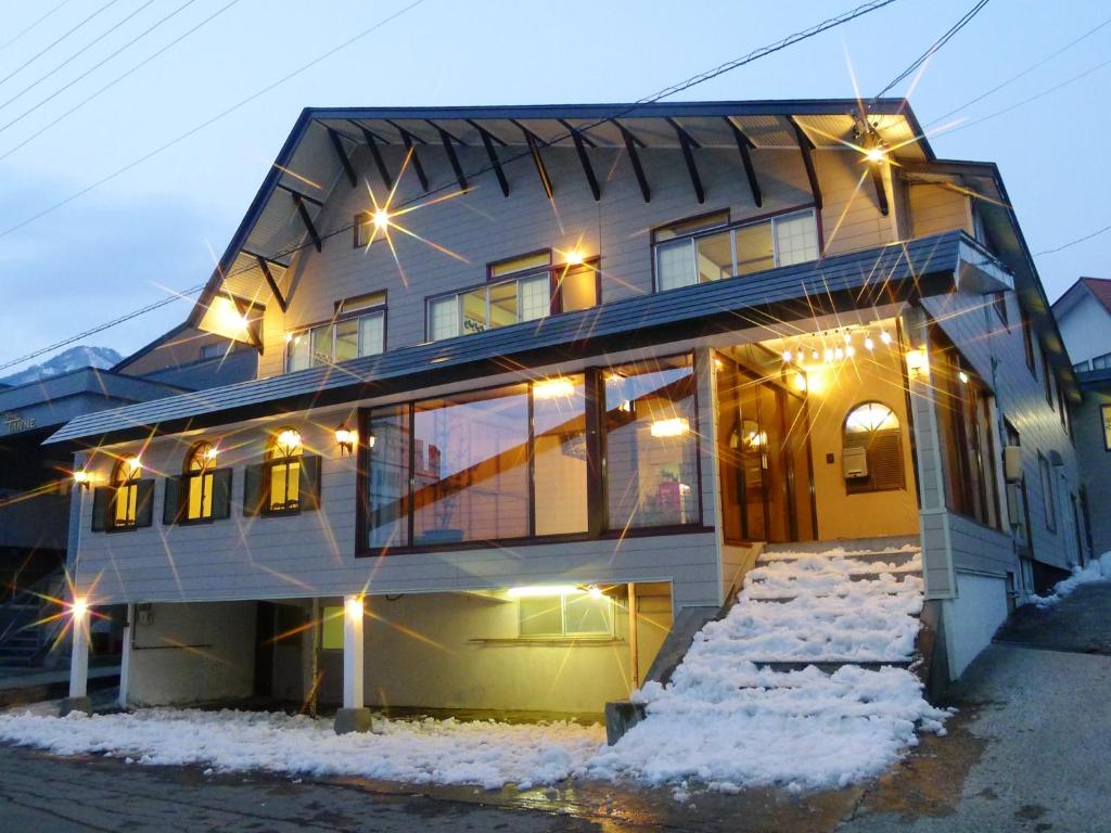 Photo de la galerie de l'établissement Lodge Tsubaki, à Otari