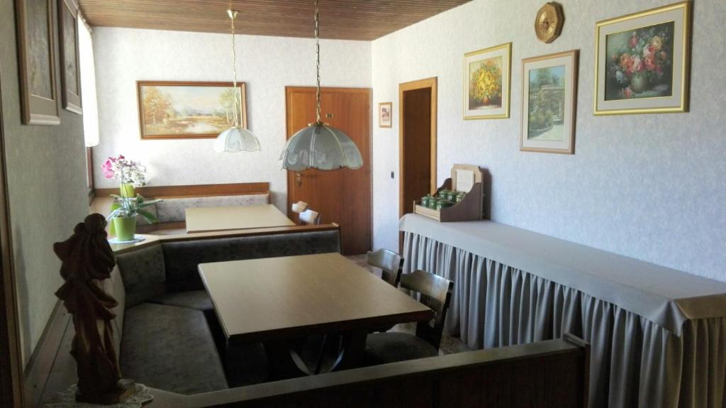 A seating area at Frühstückspension Helmut Koffler