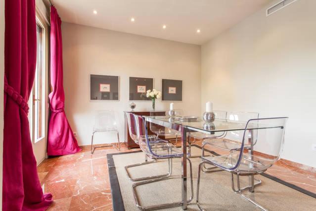 Apartamento Plaza Nueva, Seville – Updated 2023 Prices