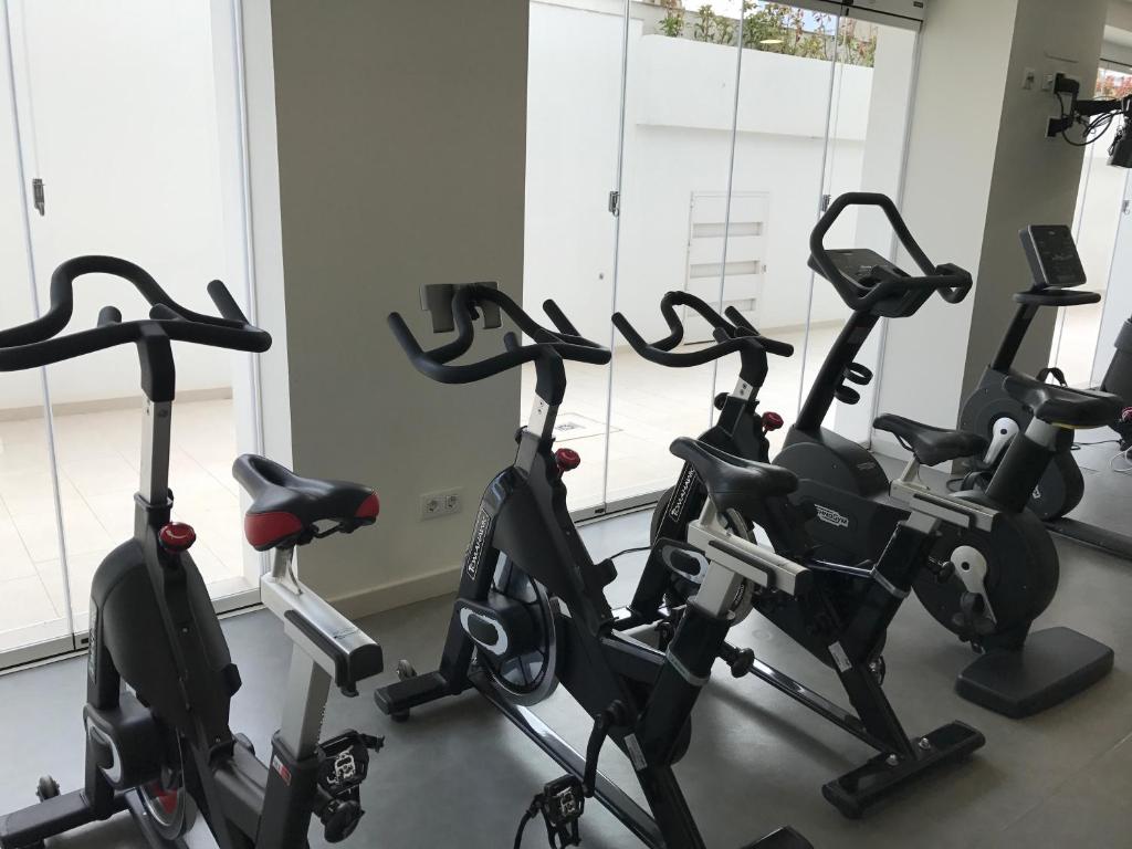 Fitness centrum a/nebo fitness zařízení v ubytování APARTMENT SOL CARIHUELA TORREMOLINOS
