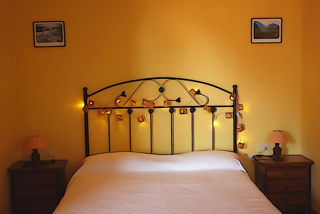 Postel nebo postele na pokoji v ubytování Apartamentos Nayara