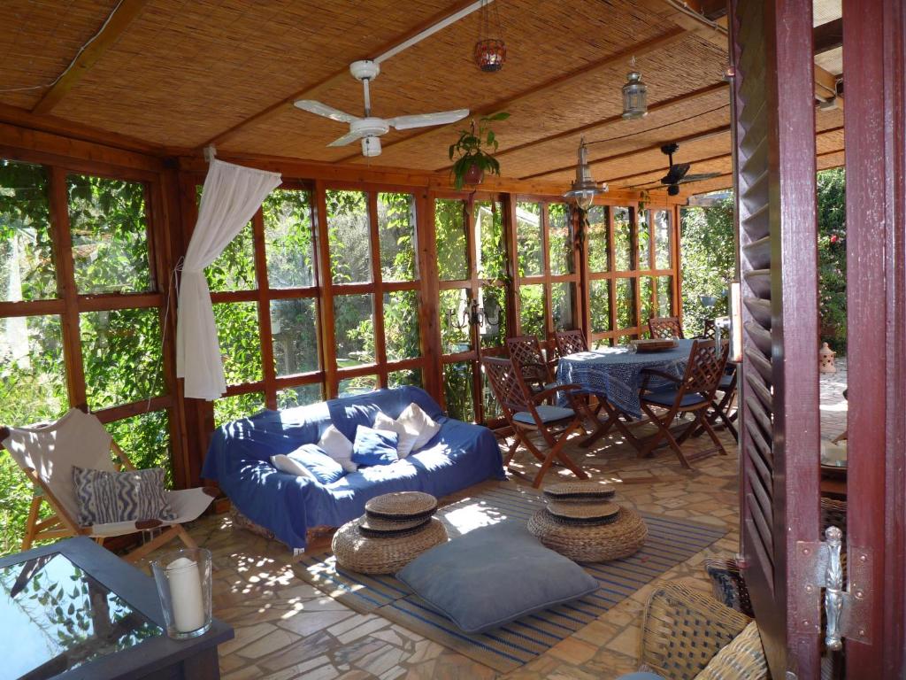 Restaurant ou autre lieu de restauration dans l'établissement Casa Bougainvillea