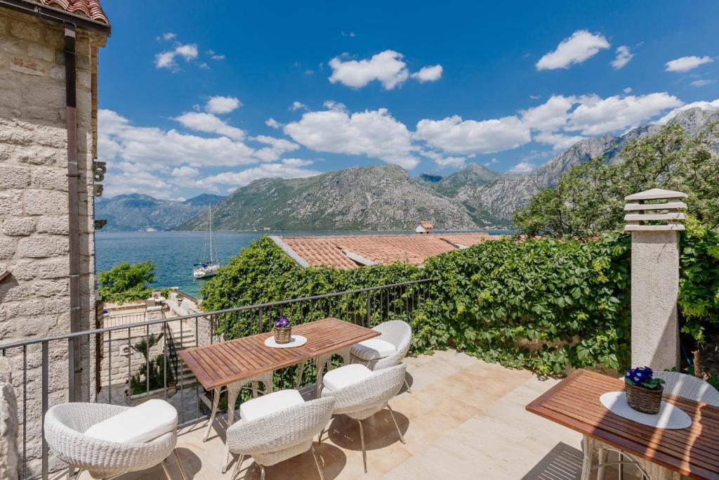 Villa Luxury Stone on the Sea with Private Pool and View photo photo 6