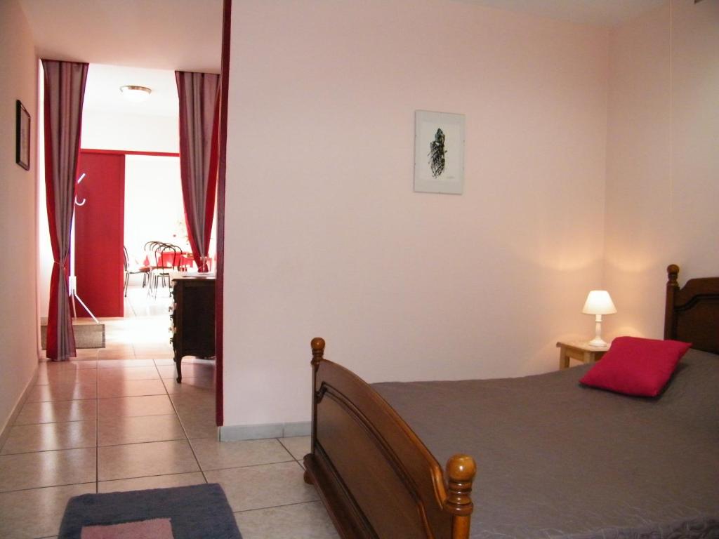 Voodi või voodid majutusasutuse Villa des Capucins toas