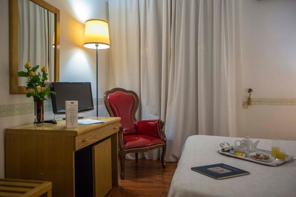 Hotel Victoria Maiorino - Standard Triple Room