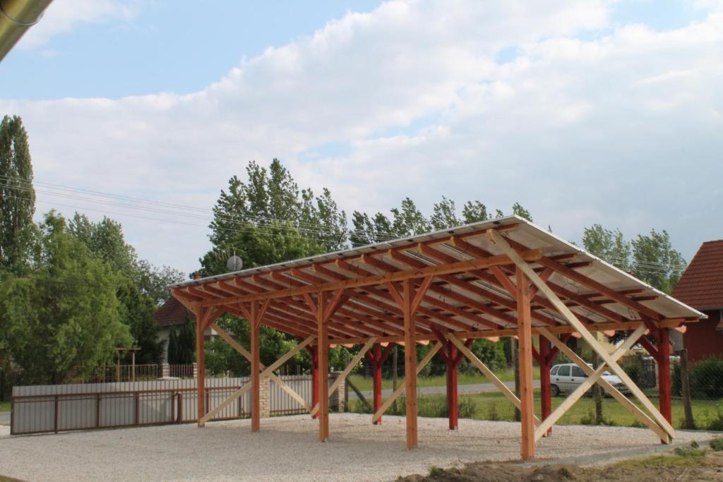 Fotografia z galérie ubytovania Ponty Orsó Vendégház v destinácii Nagybaracska