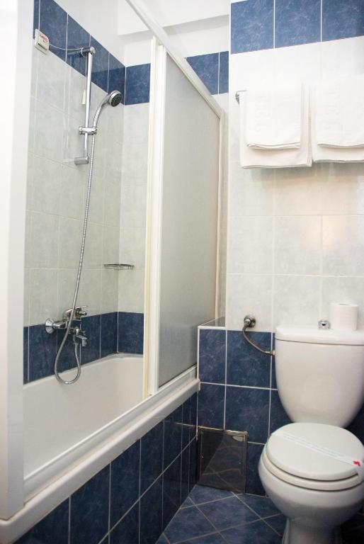 Koupelna v ubytování Hotel Cubic
