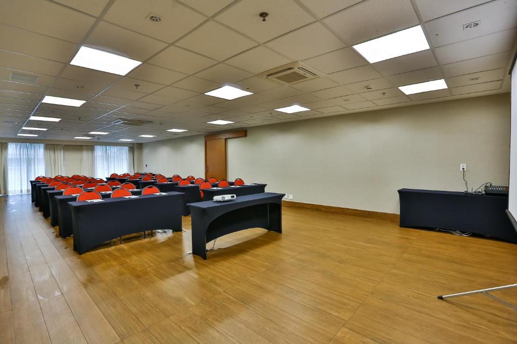  Quality Hotel & Suites Brasília