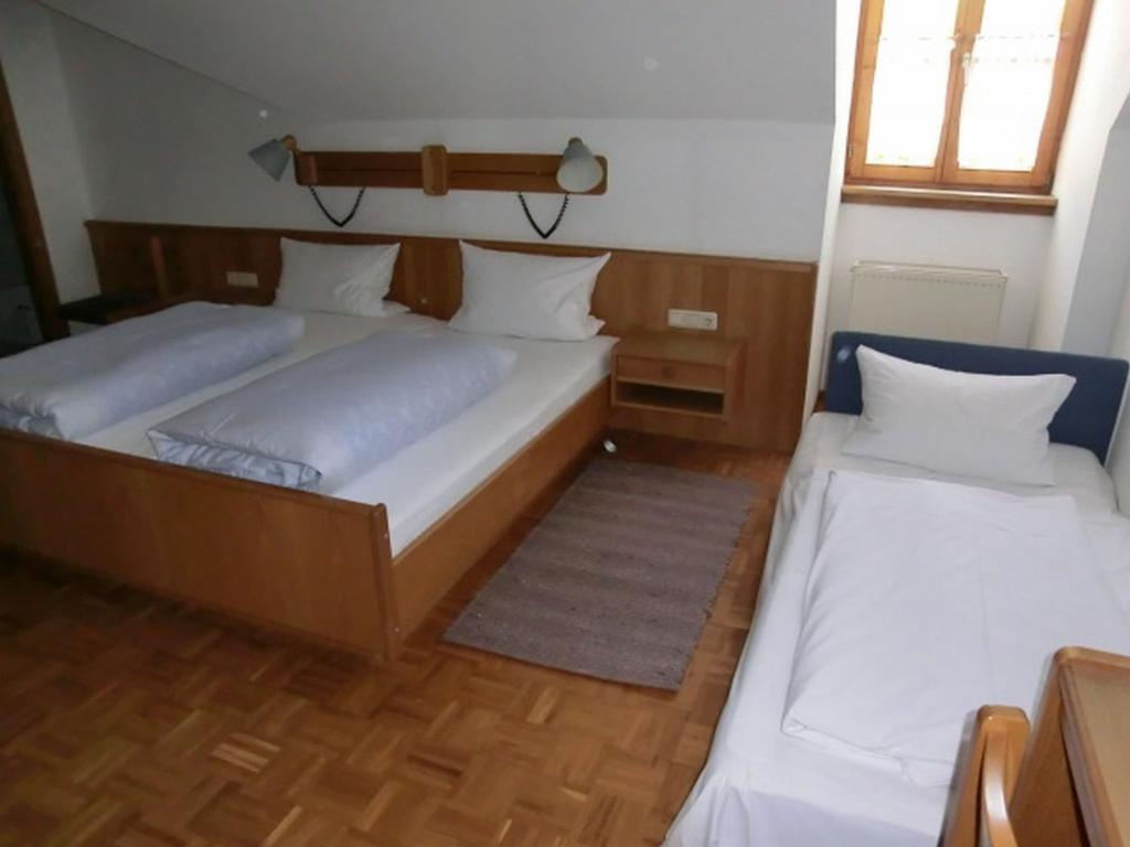 Hotel-Restaurant Kreuzhuber - Triple Room