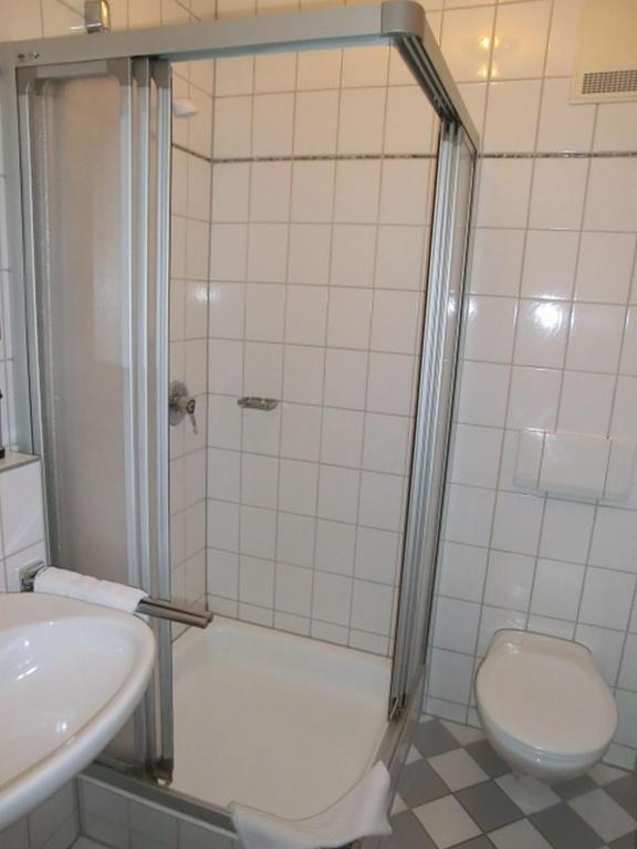 Hotel-Restaurant Kreuzhuber - Double Or Twin Room