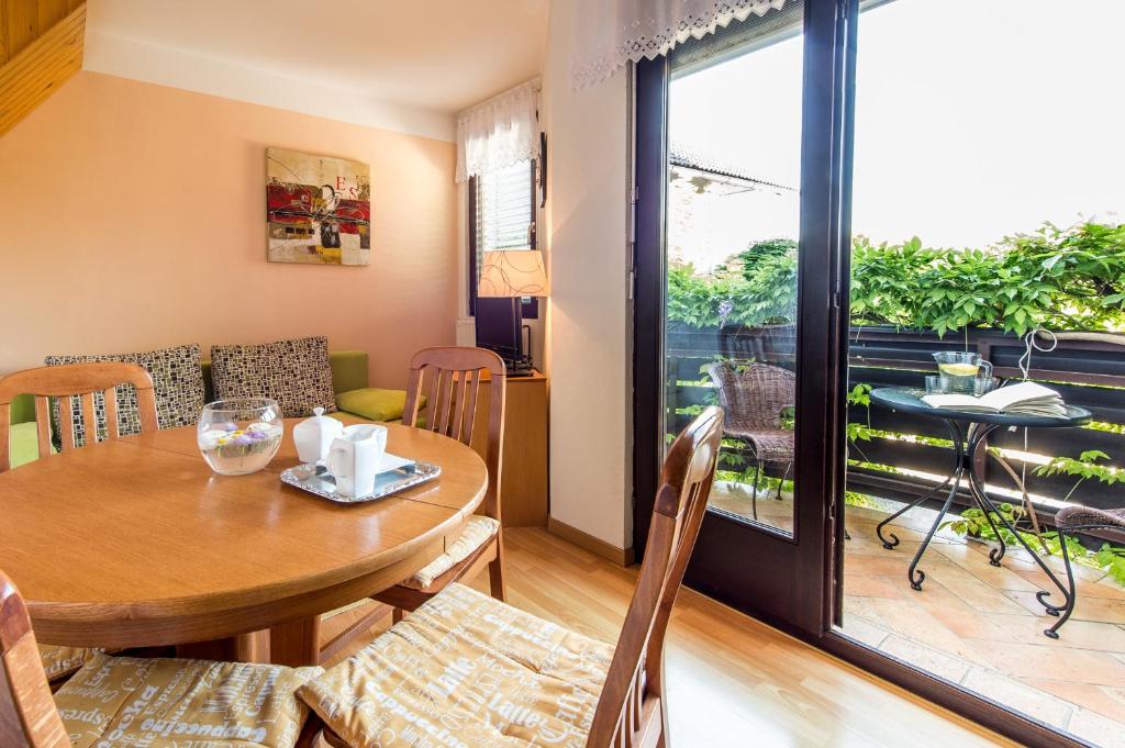 Posezení v ubytování Apartments Jaka