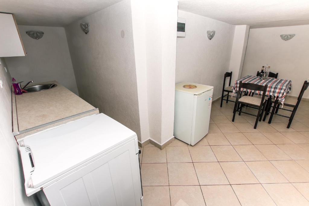 Kuchyň nebo kuchyňský kout v ubytování Holiday Home Siesta