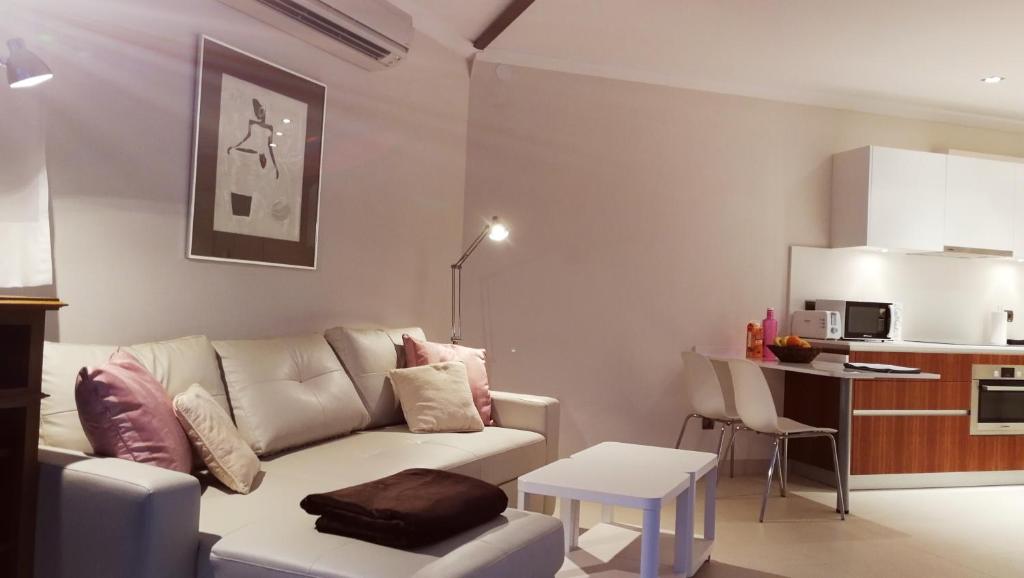Kuchyň nebo kuchyňský kout v ubytování Luxury Views Marbella
