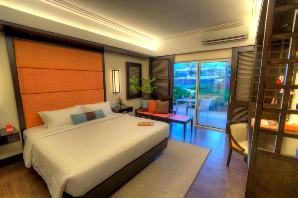 BE Grand Resort, Bohol - Luxe Aqua -kamer