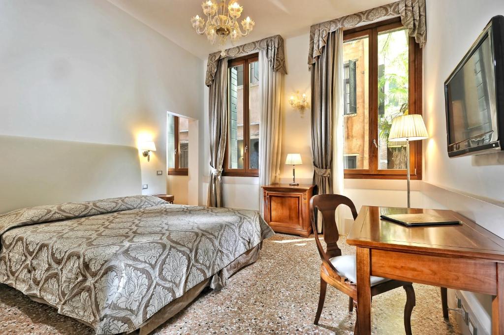 Palazzo Vitturi 3*