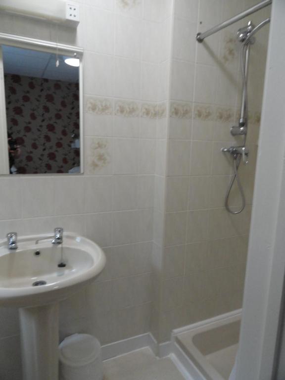 The Beechfield Hotel - Chambre Lits Jumeaux