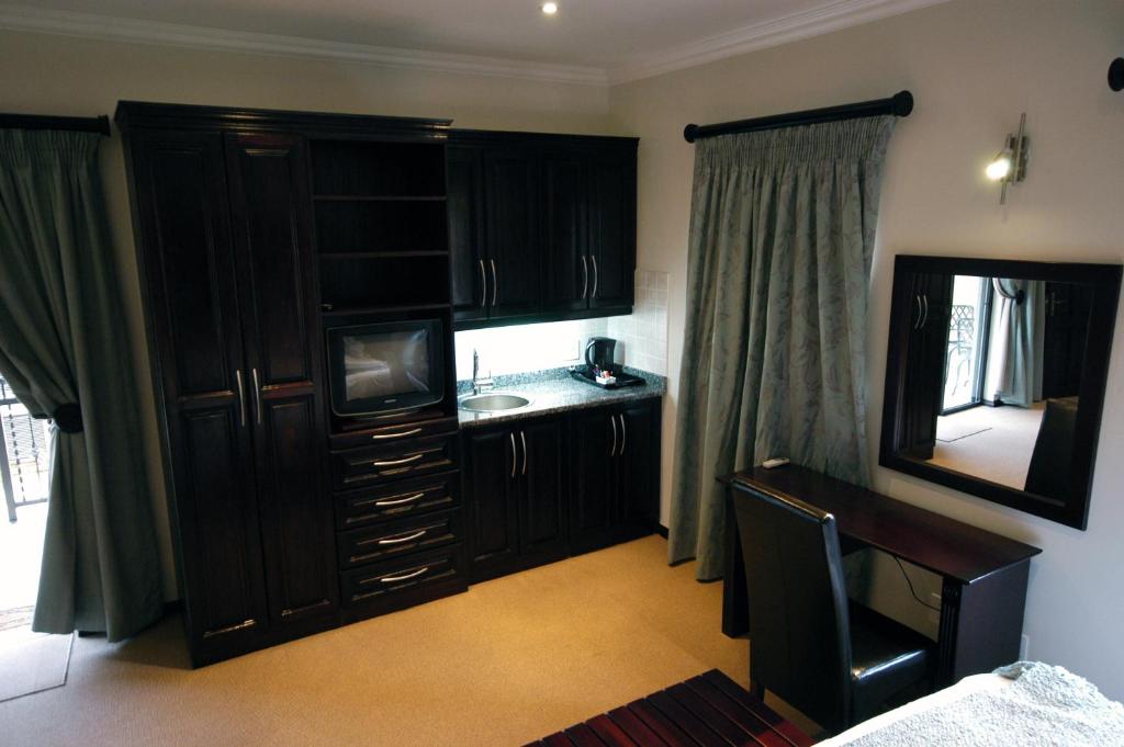 Heidelberg Kloof Lodge - Double Room With Private Bathroom