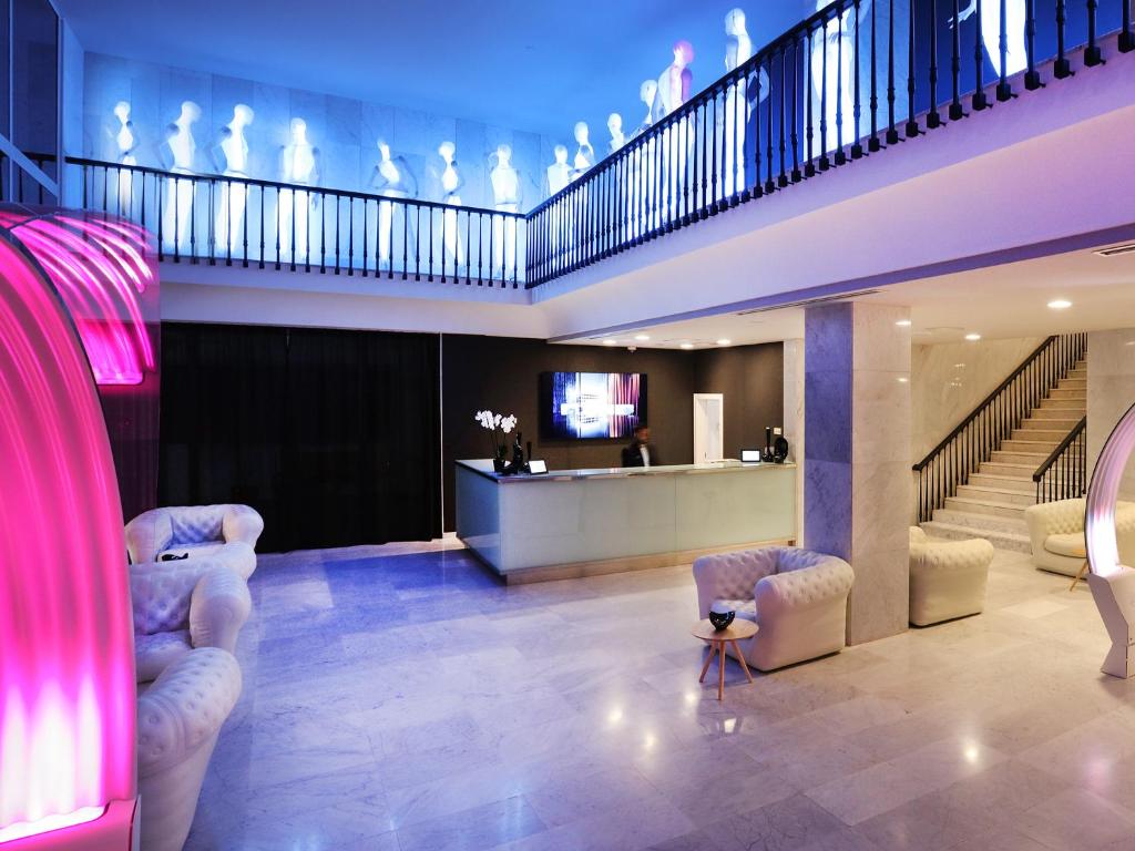 AxelBeach Ibiza Suites Apartments Spa and Beach Club - Adults ...