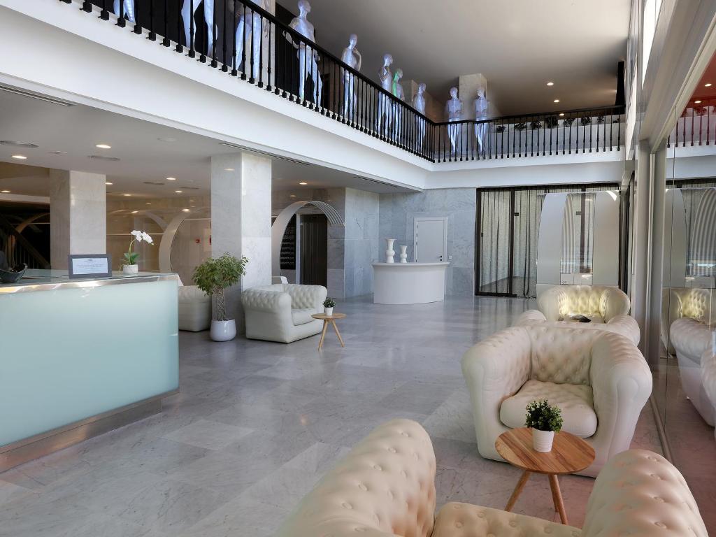 AxelBeach Ibiza Suites Apartments Spa and Beach Club - Adults ...