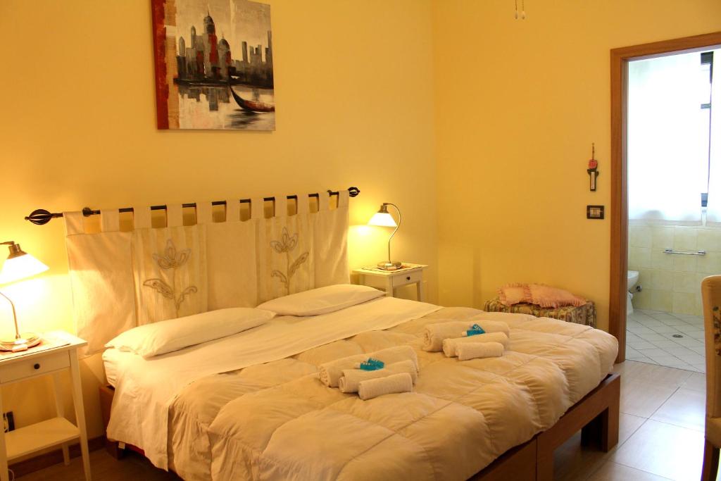 Postel nebo postele na pokoji v ubytování B&B Eremes