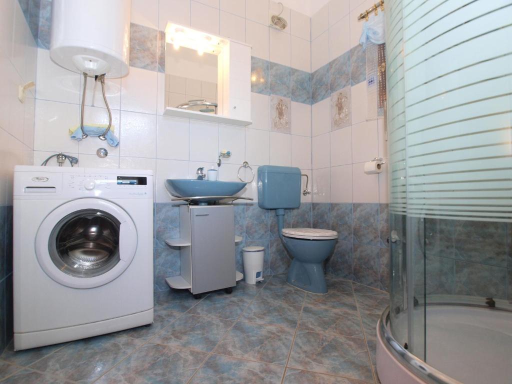 Koupelna v ubytování Apartments Đino 1374