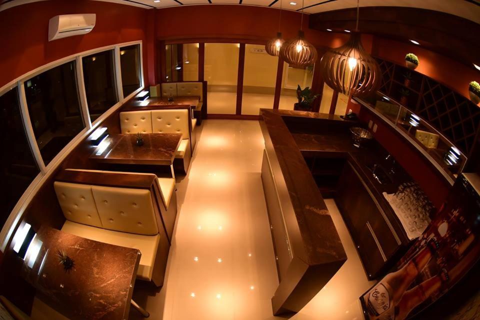  Caleche Park Hotel