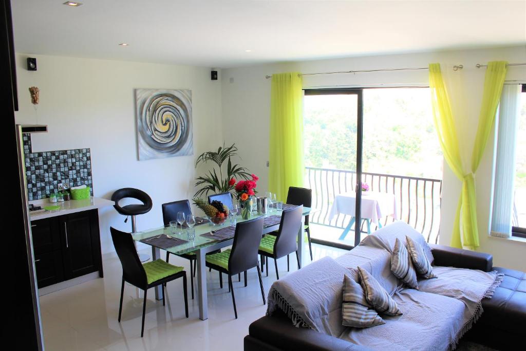 Posezení v ubytování Chimes - Gozo Bellevue Homes