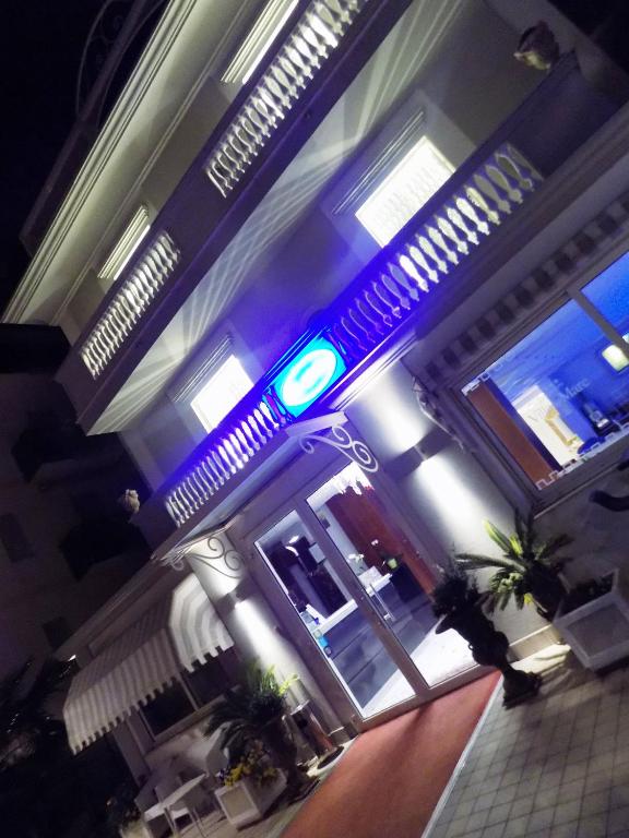 Hotel Residence Villa Del Mare