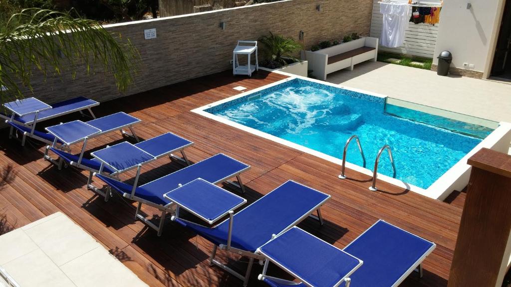The swimming pool at or close to B&B Il Sole