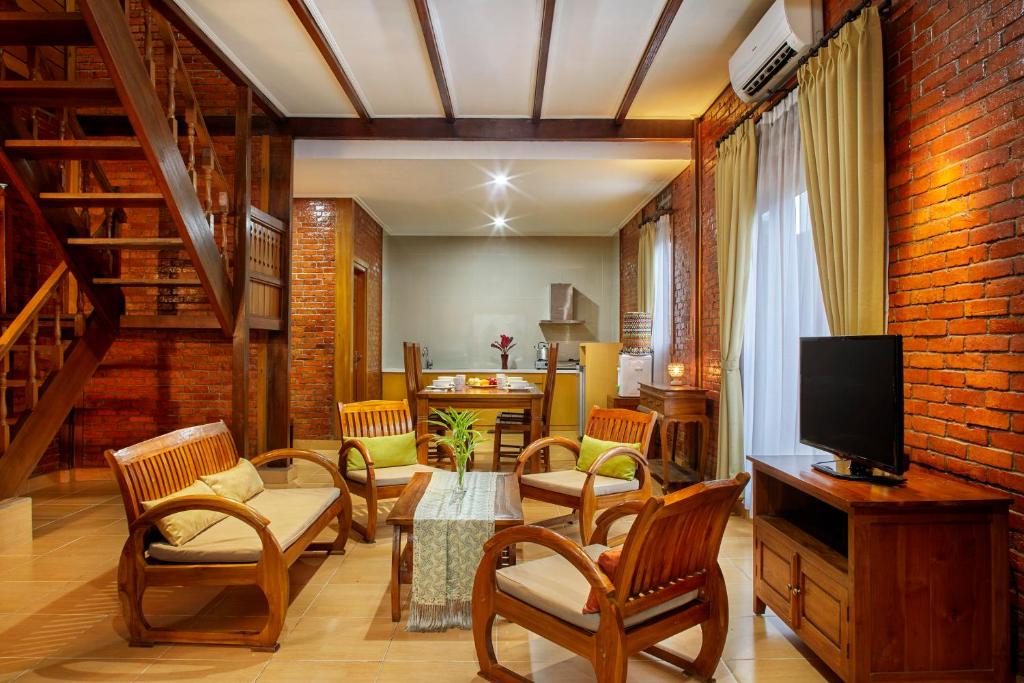 Jambuluwuk Convention Hall & Resort Puncak - Three-Bedroom Premier Villa