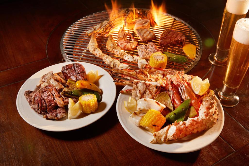 リゾートの敷地内または近くでの食事または食べ物