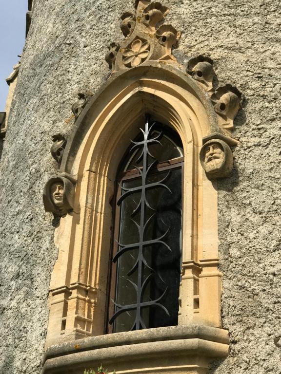 Fotografie z fotogalerie ubytování Chateau Mariande v destinaci Estancarbon