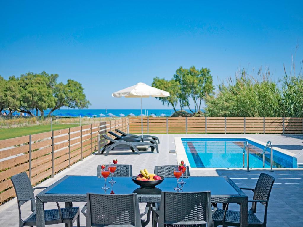 Bazén v ubytování Blue Oyster Villas nebo v jeho okolí