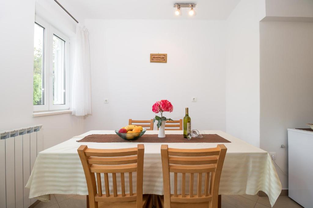 Fotografia z galérie ubytovania Apartments Pina v destinácii Cavtat