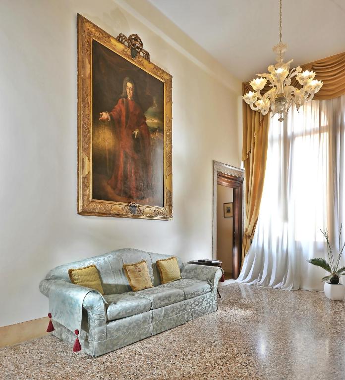 Palazzo Vitturi 3*