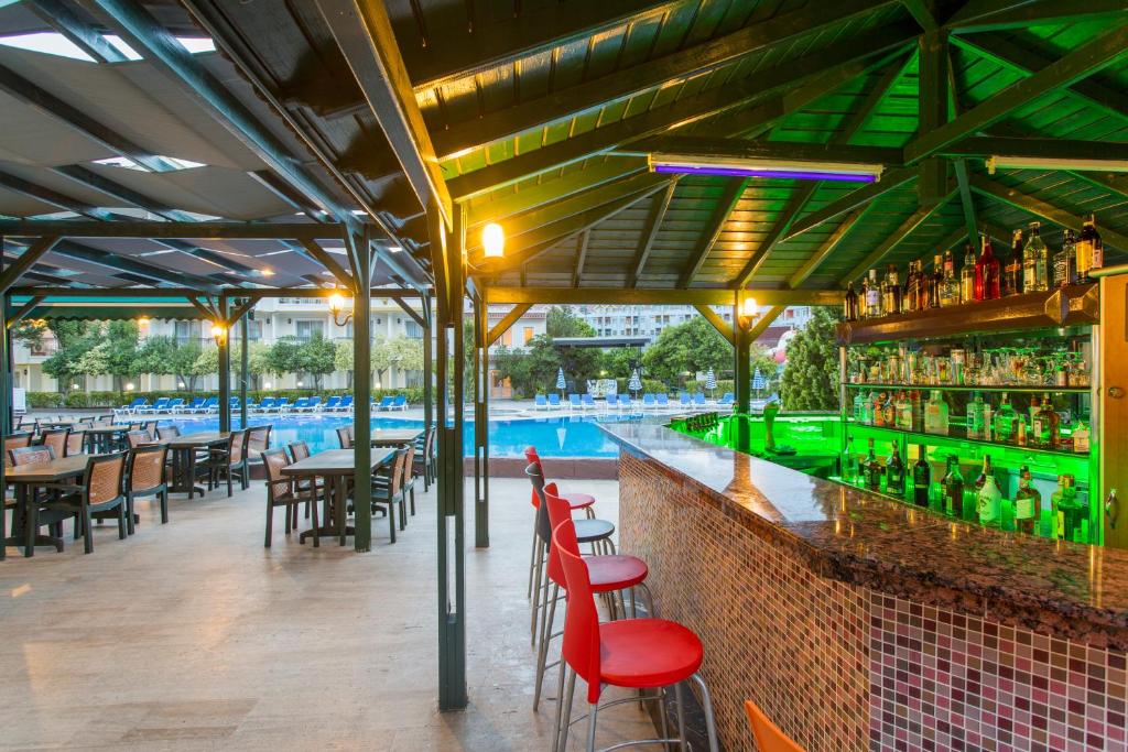 Bazén v ubytování Kemer Dream Hotel nebo v jeho okolí