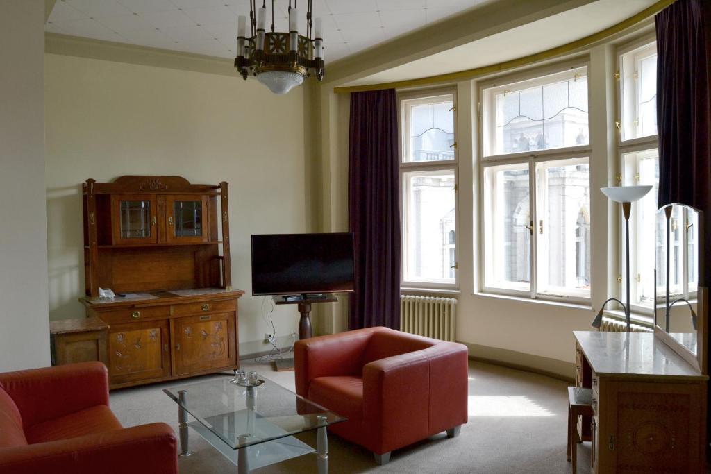 TV a/nebo společenská místnost v ubytování Hotel Praha Liberec